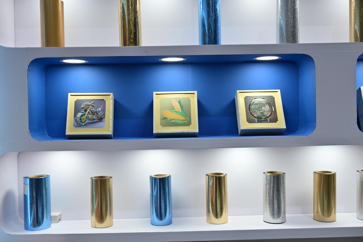 Zhejiang Hongye Packaging Materials visar upp innovativa kallfolielösningar överhuvudtaget i Print China i Shanghai